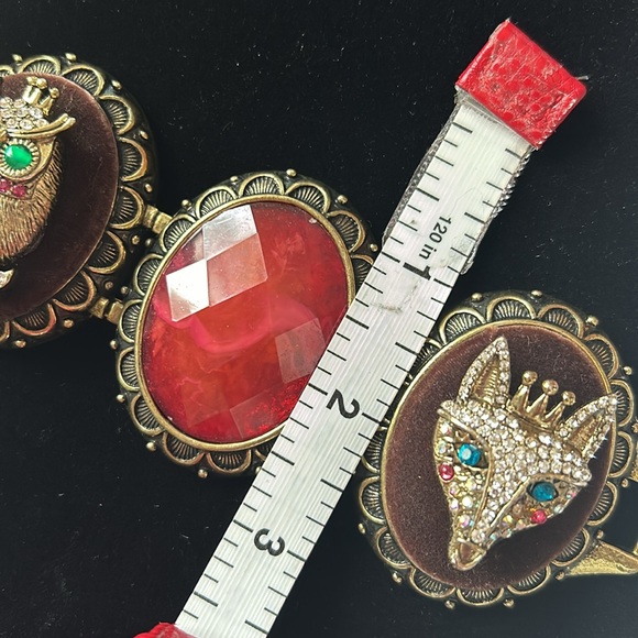 Betsey Johnson Chunky Fox and Owl Bracelet - Picture 11 of 14